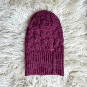 5/20!❄️Burgundy Beanie❄️